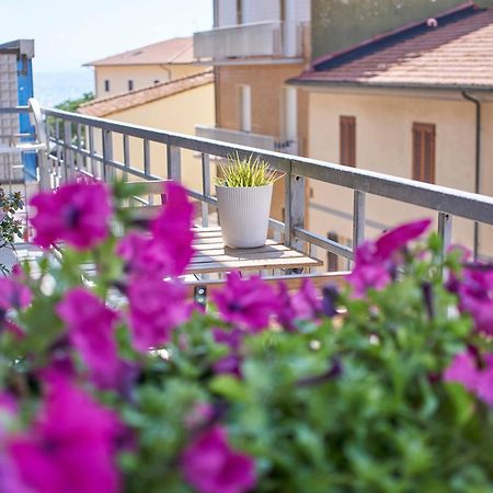 Affittacamere Via Roma 12 Follonica Εξωτερικό φωτογραφία